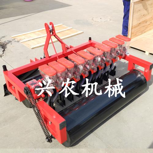 油菜籽娃娃菜播种机与小麦苜蓿精播机 济宁市任城区兴农机械厂助力高效农业
